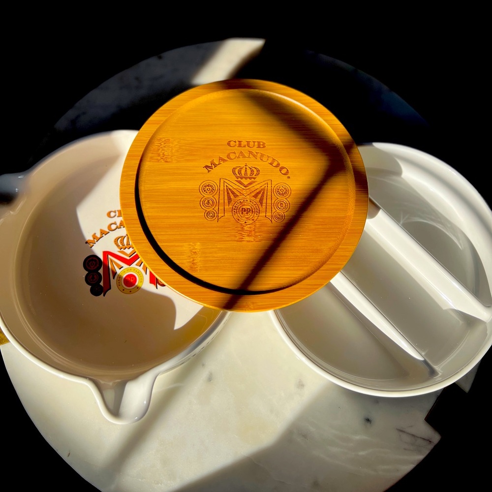 Ceramic two-tier Club Macanudo Ashtray